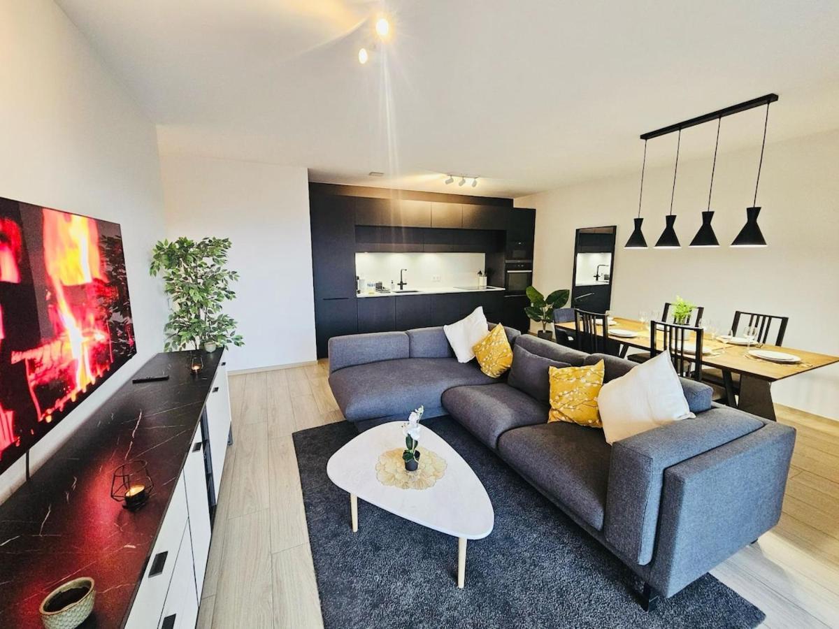 Stunning 2 Bedrooms With Private Terrace In